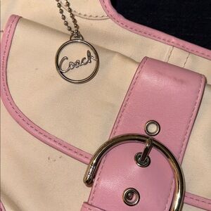 Vintage Coach SoHo Buckle flap 00’ Pink and Cream